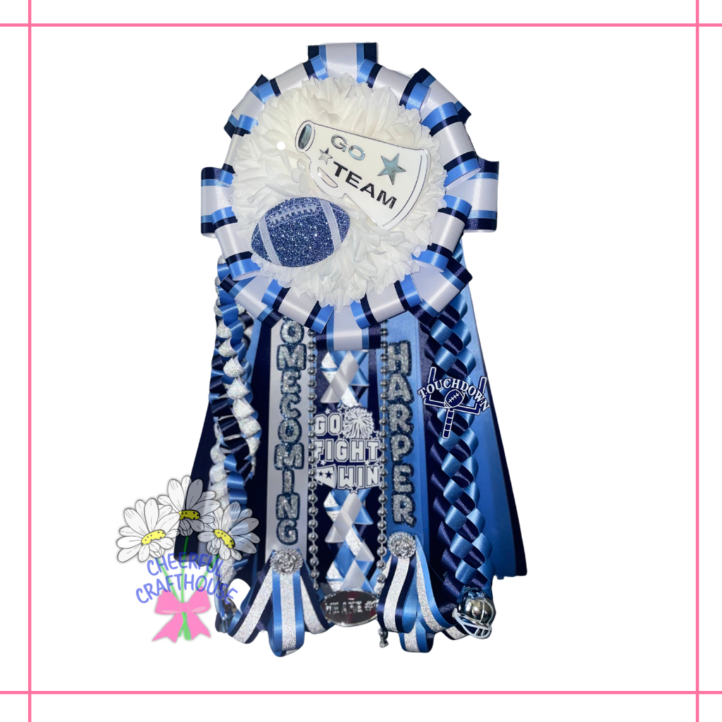 Small Peewee homecoming mum. Navy, White.